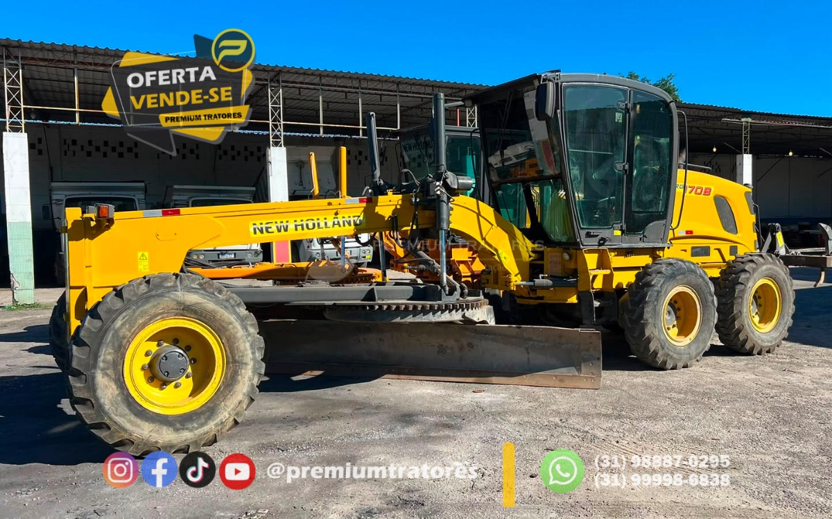 Motoniveladora New Holland RG 170B 2011