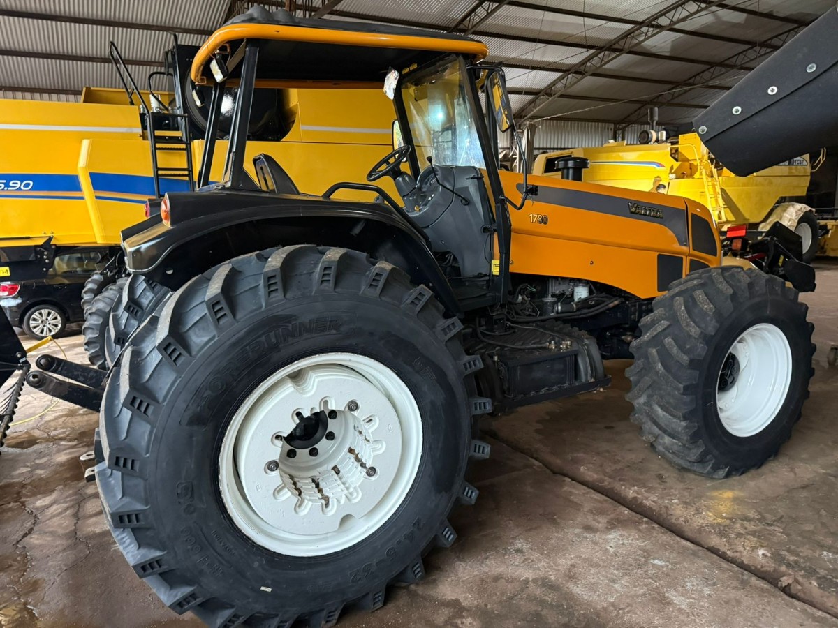 Trator agrícola Valtra 1780 2007