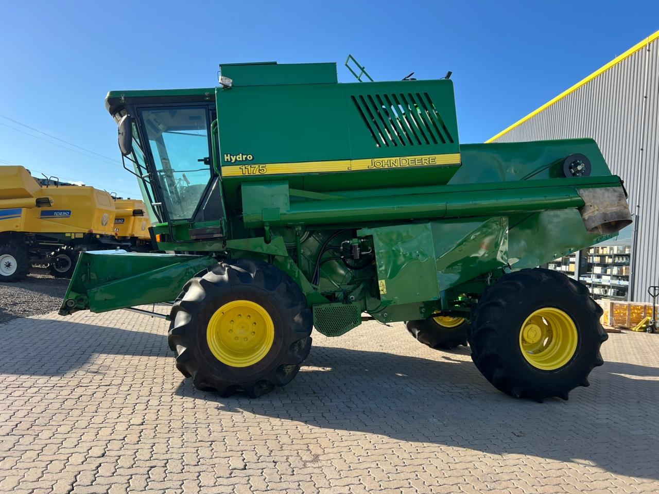 Colheitadeira John Deere 1175 2010