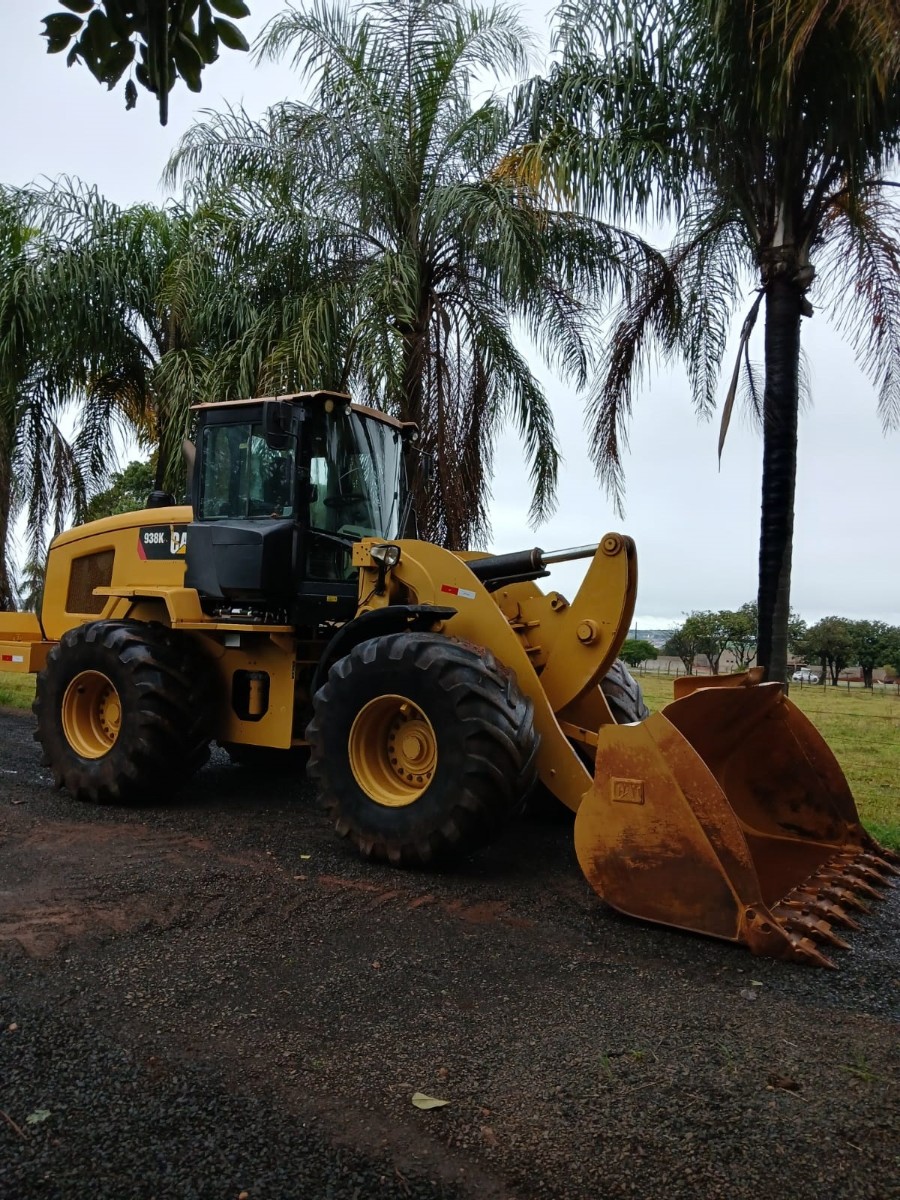 Pá Carregadeira Caterpillar 938 K 2020