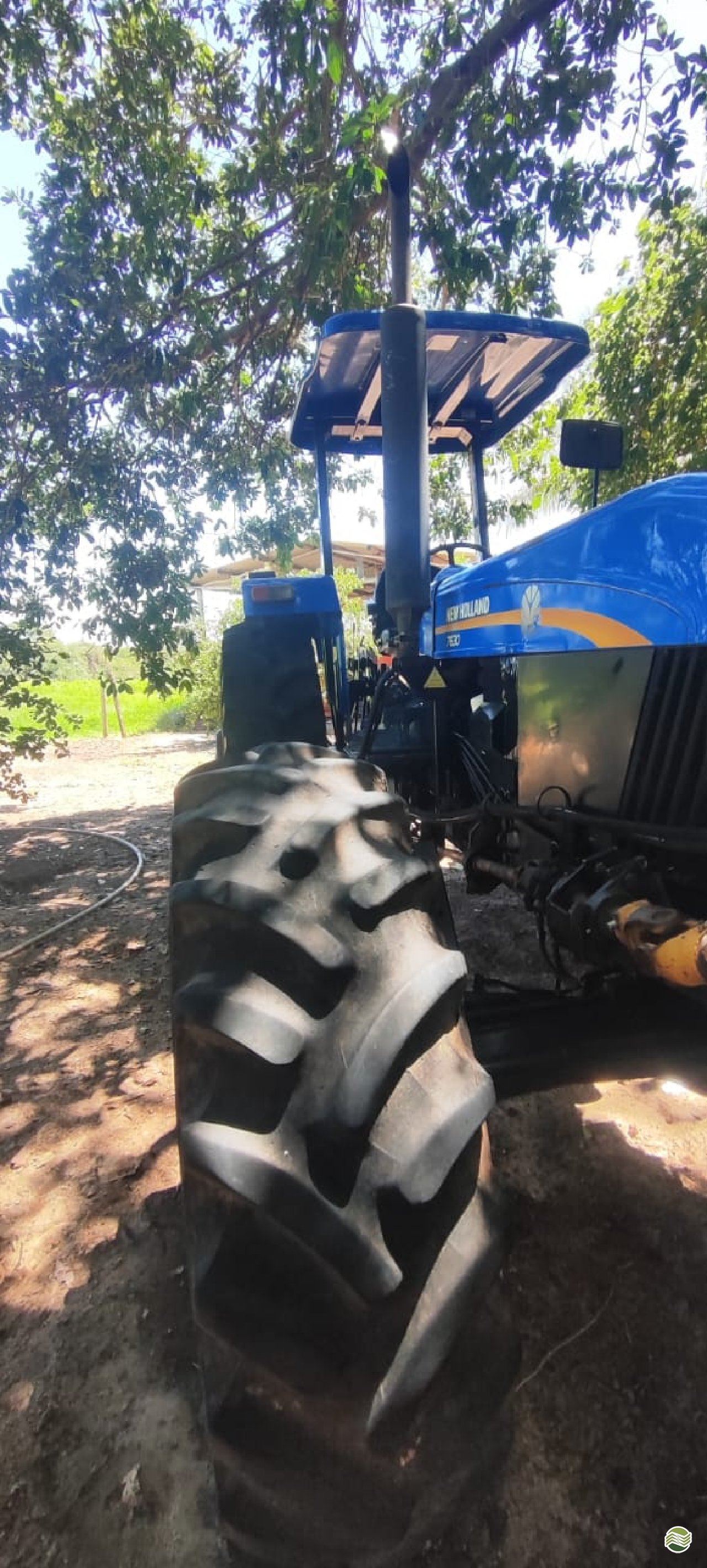 Trator agrícola New Holland 7630 2023