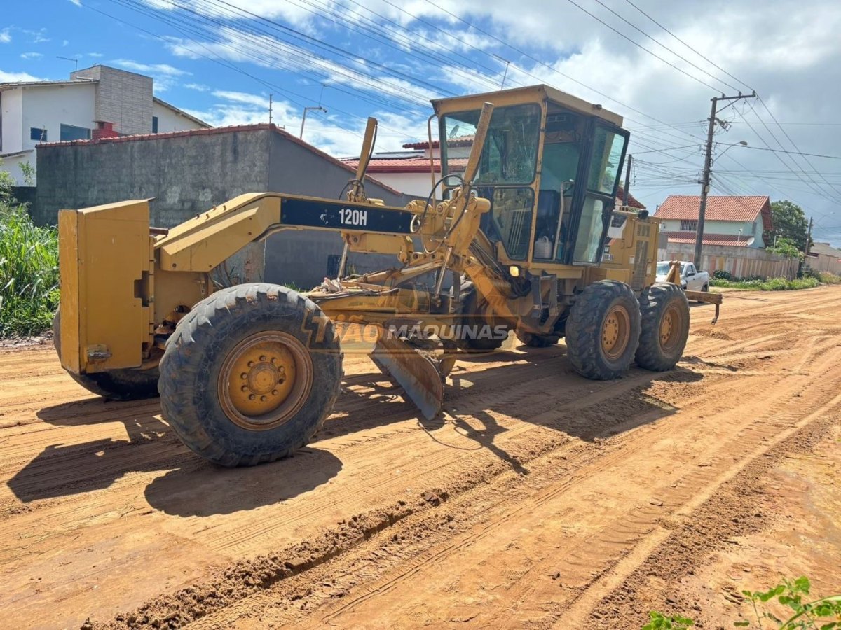 Motoniveladora Caterpillar 120H 2009