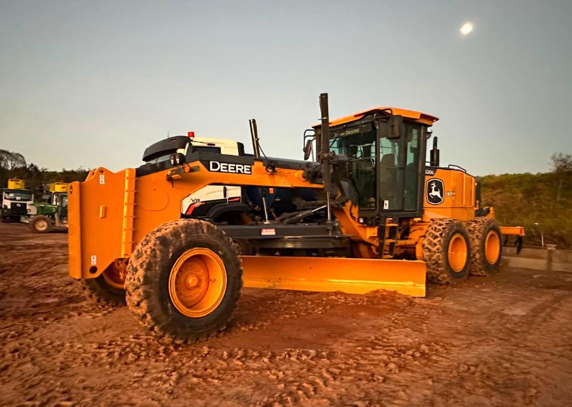 Motoniveladora John Deere 620G 2022