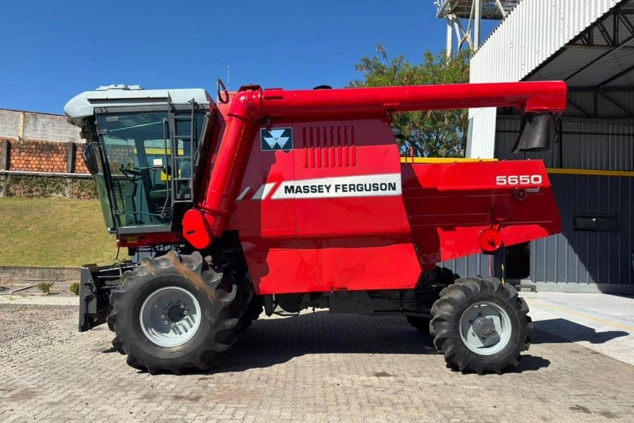 Colheitadeira Massey Ferguson MF 5650 Advanced 2009 - Maquinalista