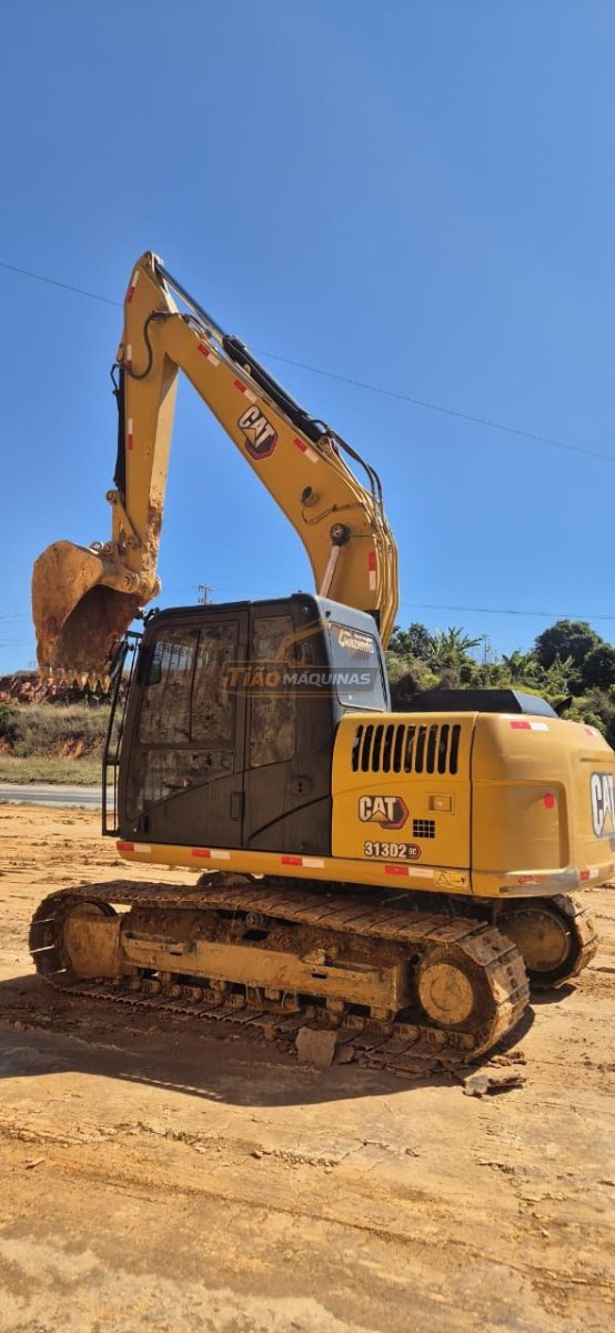 Escavadeira Caterpillar 313D2L 2022
