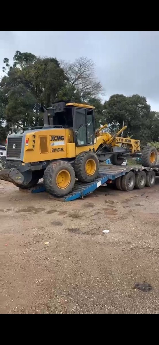 Motoniveladora XCMG GR1803BR 2023