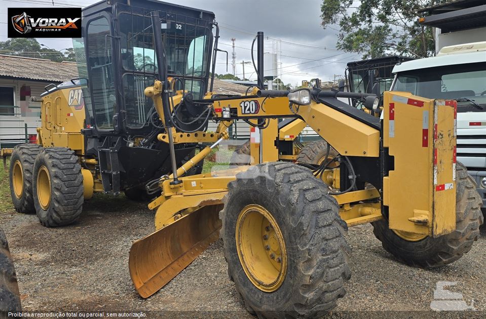 Motoniveladora Caterpillar 120 2021