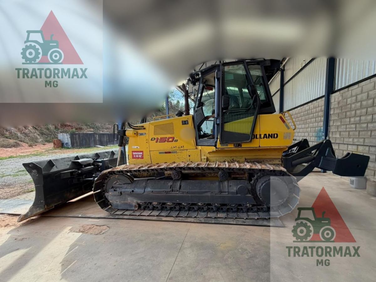 Trator de esteira New Holland D150 B 2012