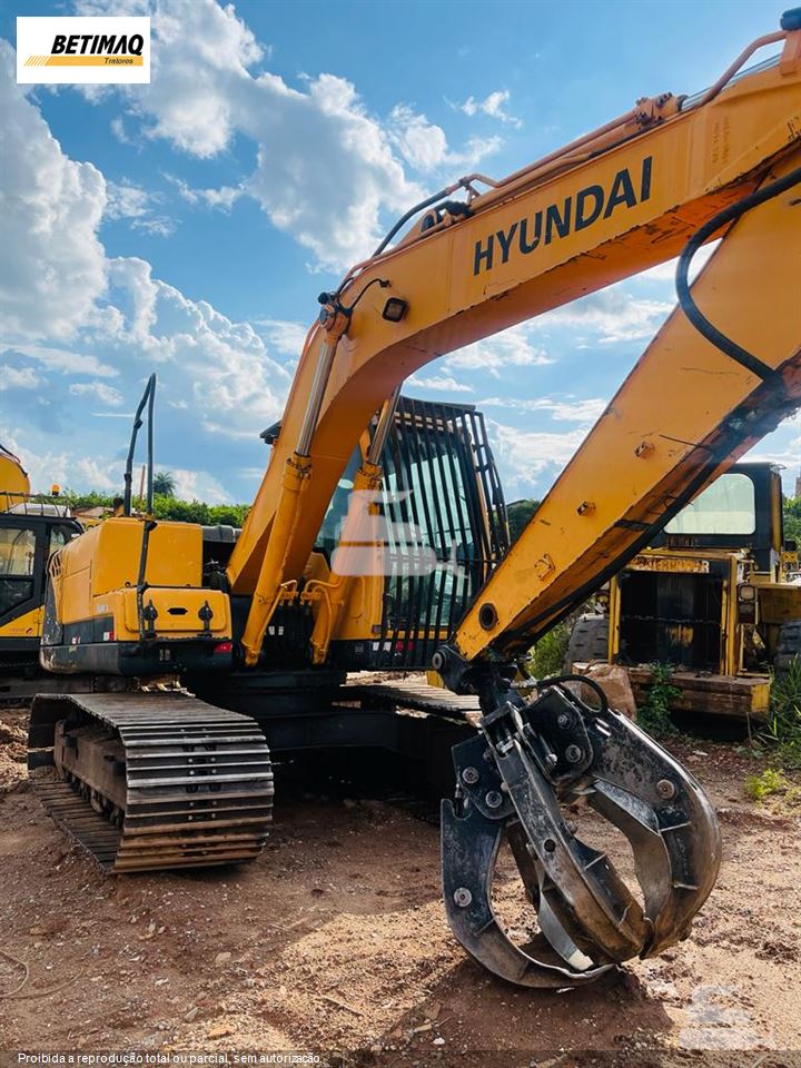 Escavadeira Hyundai R 140LC-9S 2012