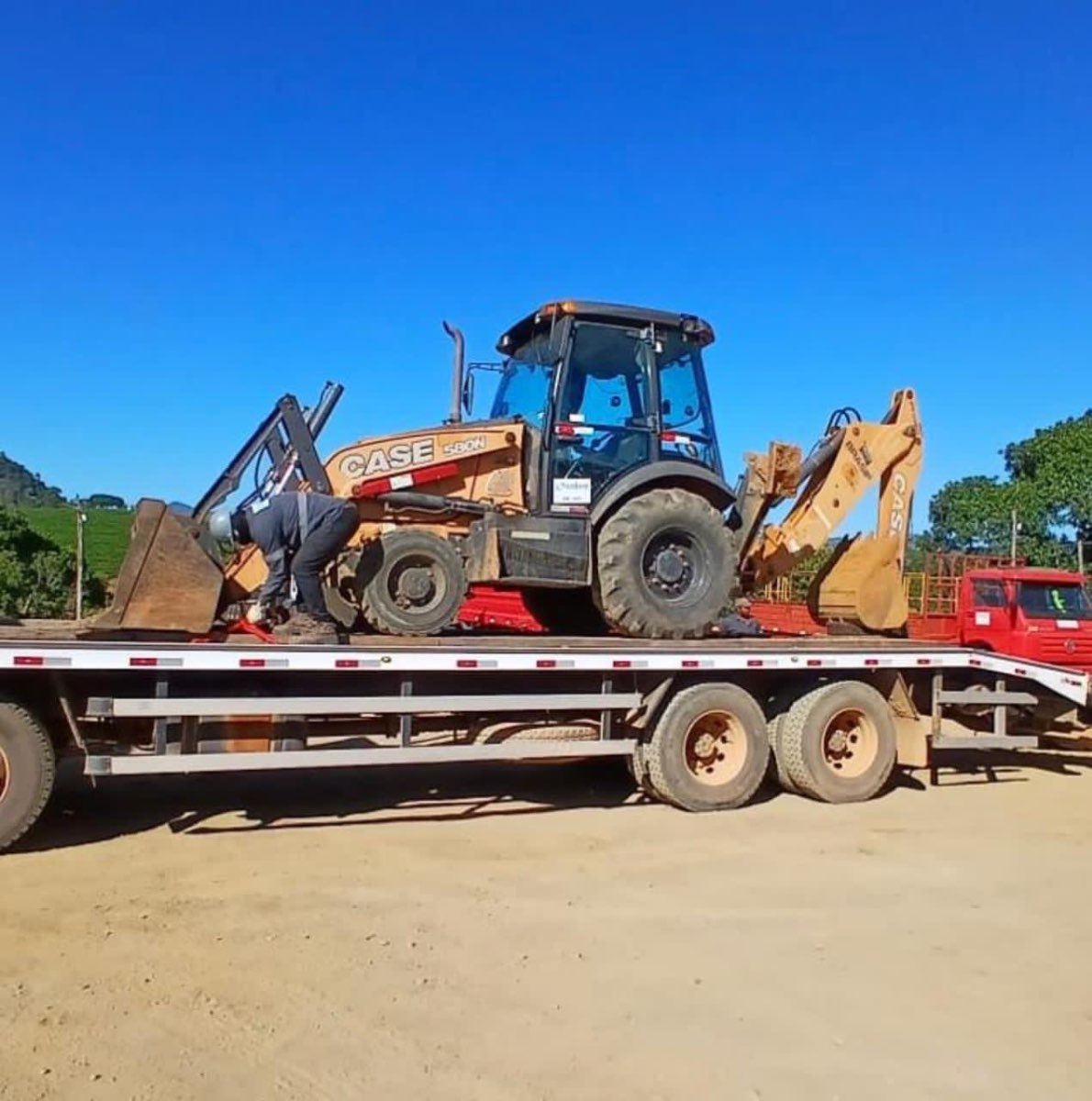 Retroescavadeira Case 580N 2021