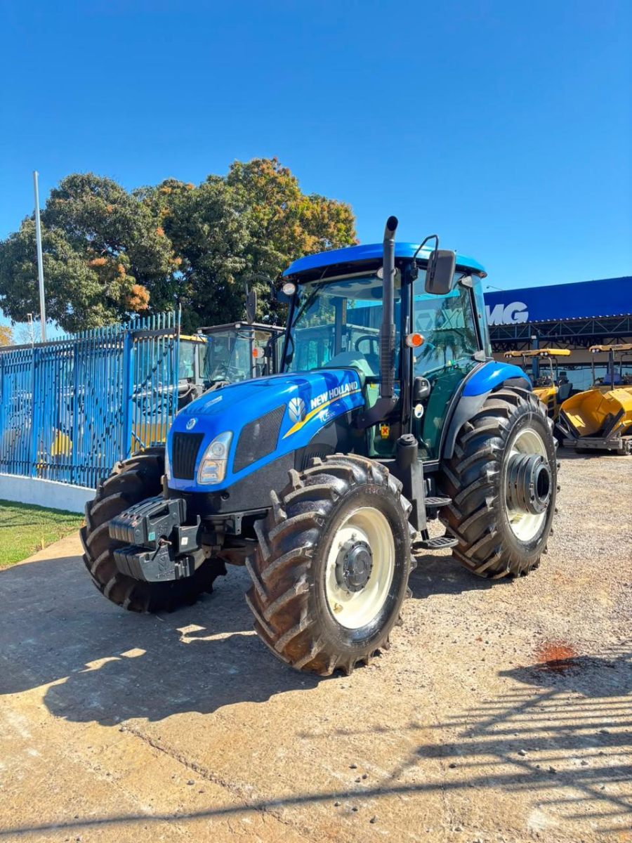 Trator agrícola New Holland TL 5.100 2023