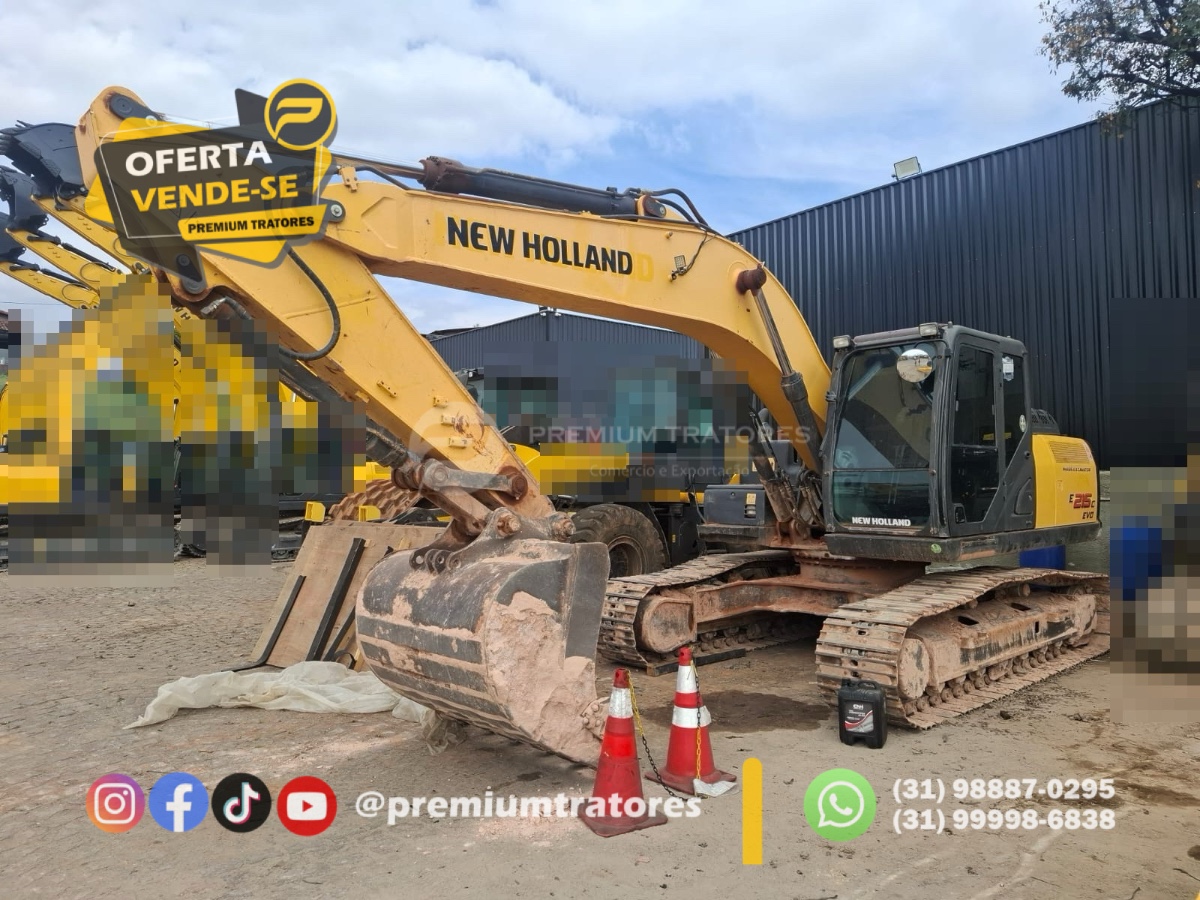 Escavadeira New Holland E215c 2019