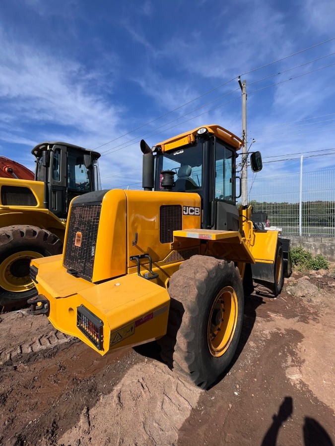 Pá Carregadeira JCB 422ZX 2021 - Maquinalista