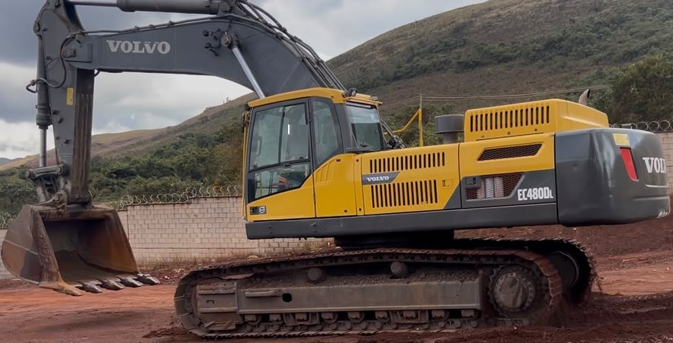 Escavadeira Volvo EC480DL 2017