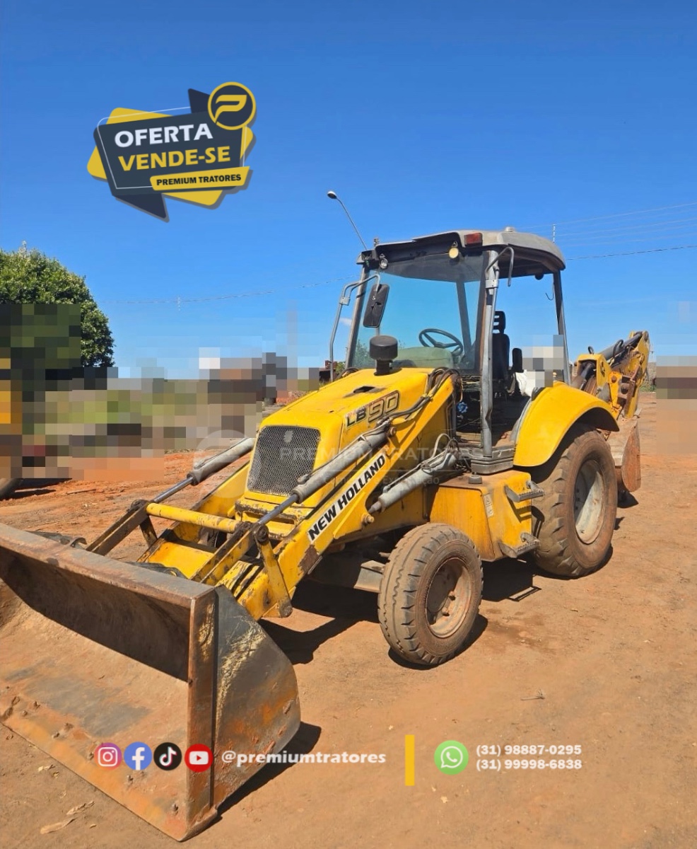 Retroescavadeira New Holland LB90 2012