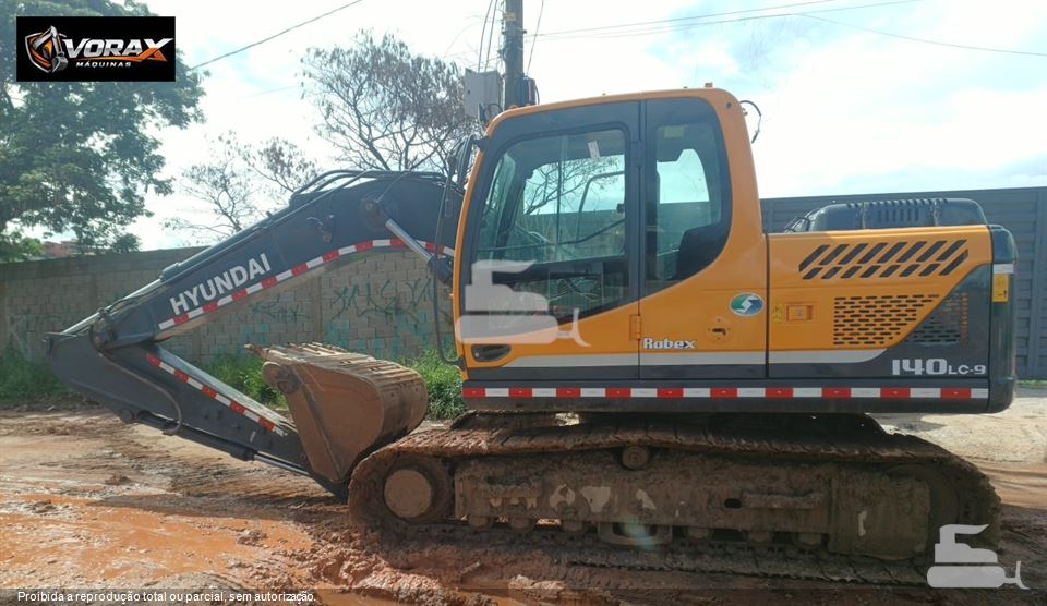 Escavadeira Hyundai R140LC-9 2020