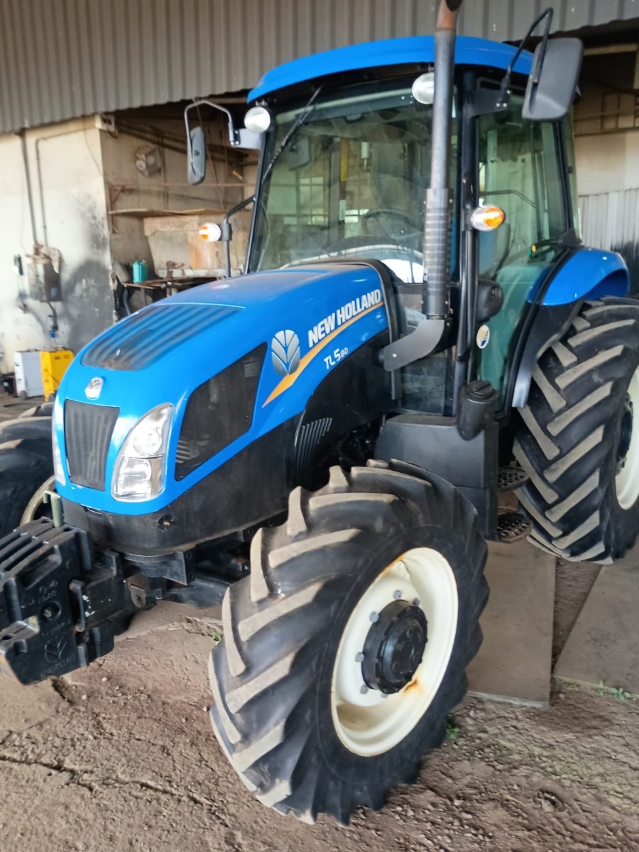 Trator agrícola New Holland TL5.80 2024