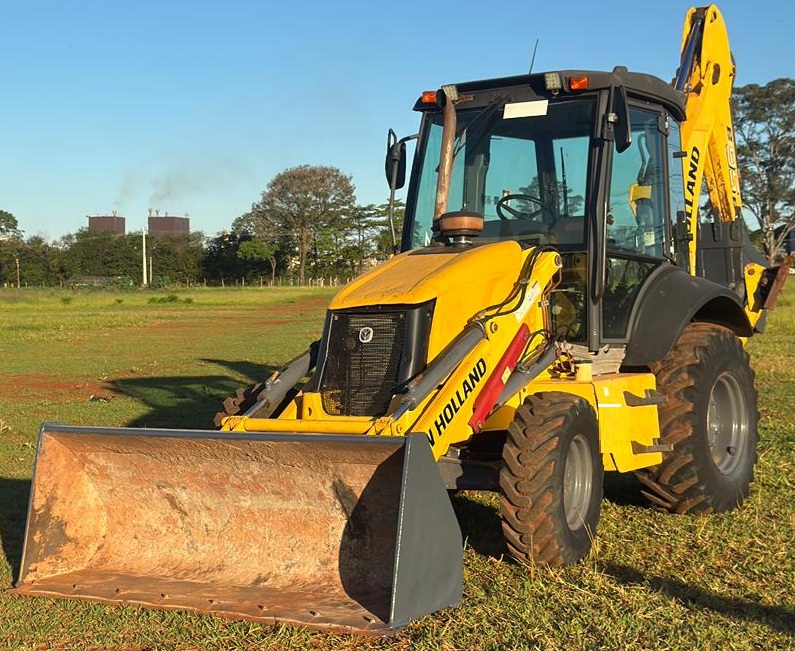 Retroescavadeira New Holland B95B 2020