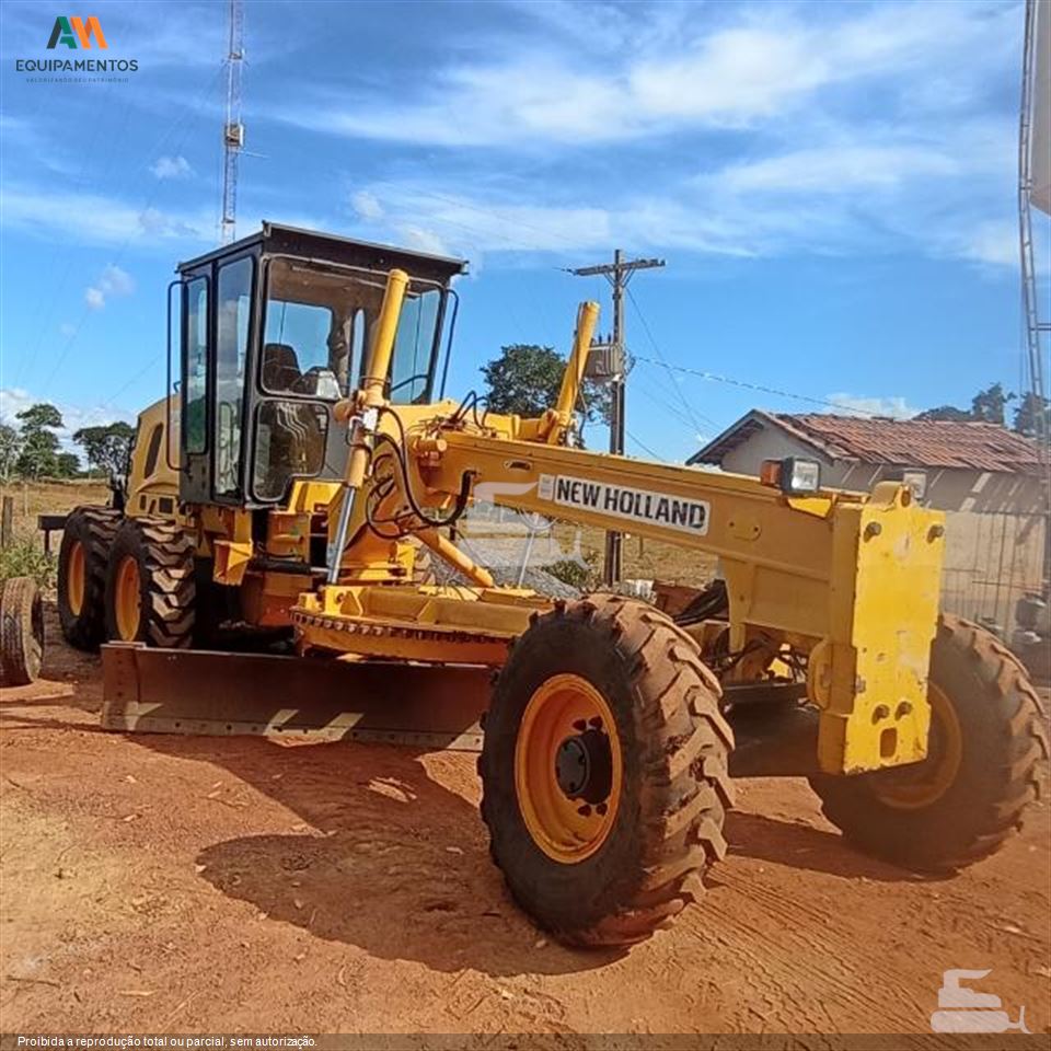 Motoniveladora New Holland RG 140B 2009 - Maquinalista