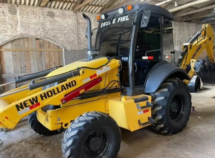 Retroescavadeira New Holland B95B 4x4 2018