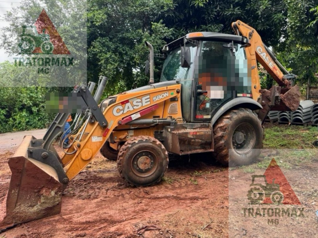 Retroescavadeira Case 580N 2020