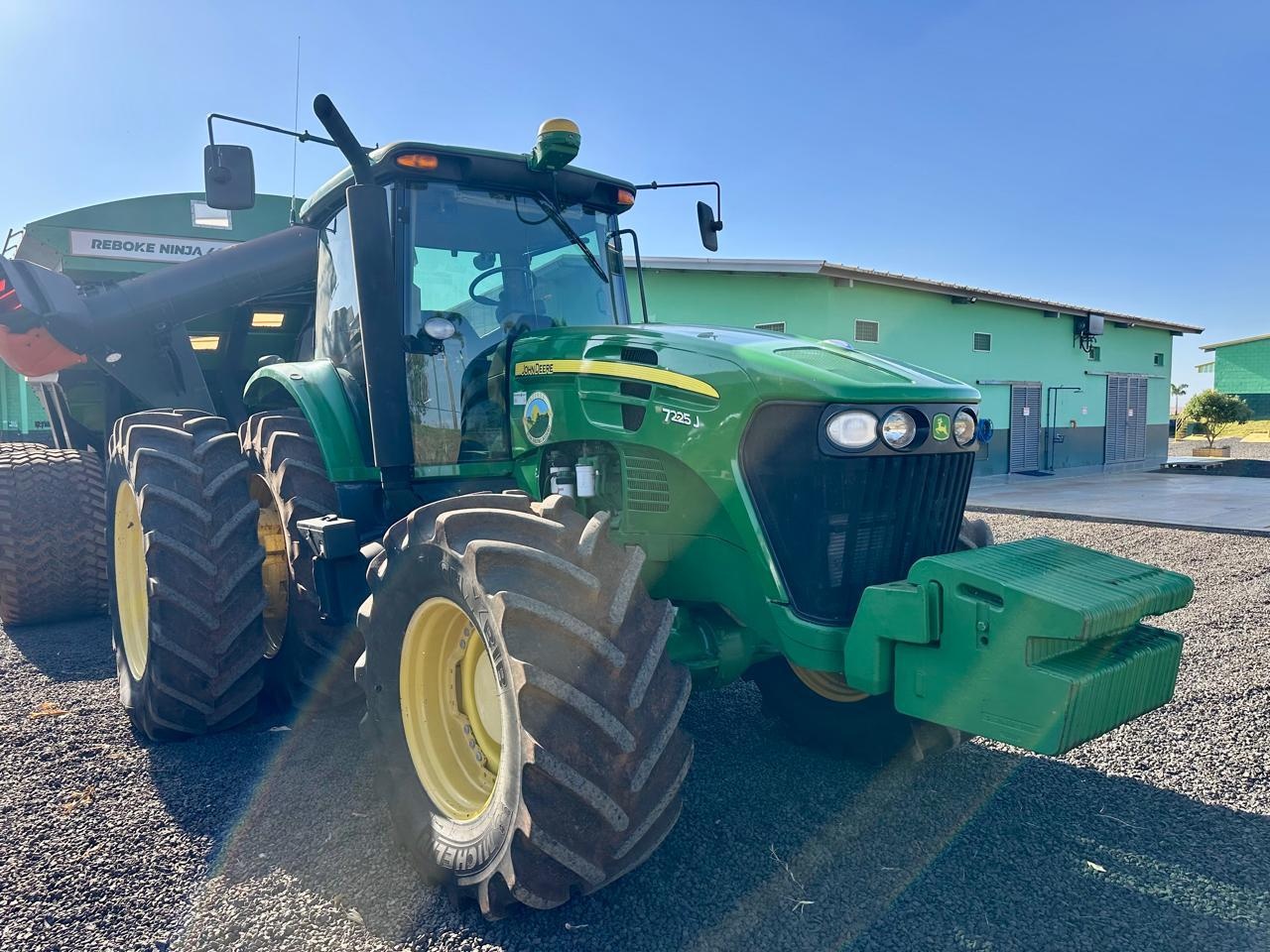 Tratores Agrícolas John Deere 7225 J 2012