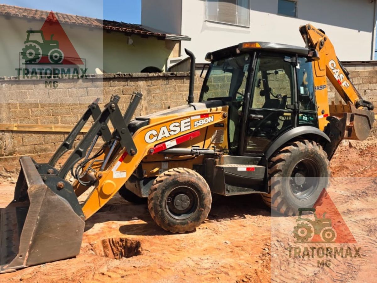 Retroescavadeira Case 580N 2020