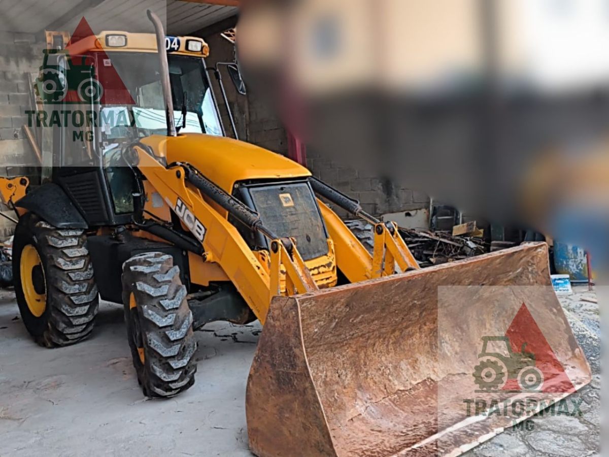 Retroescavadeira JCB 3C 2013