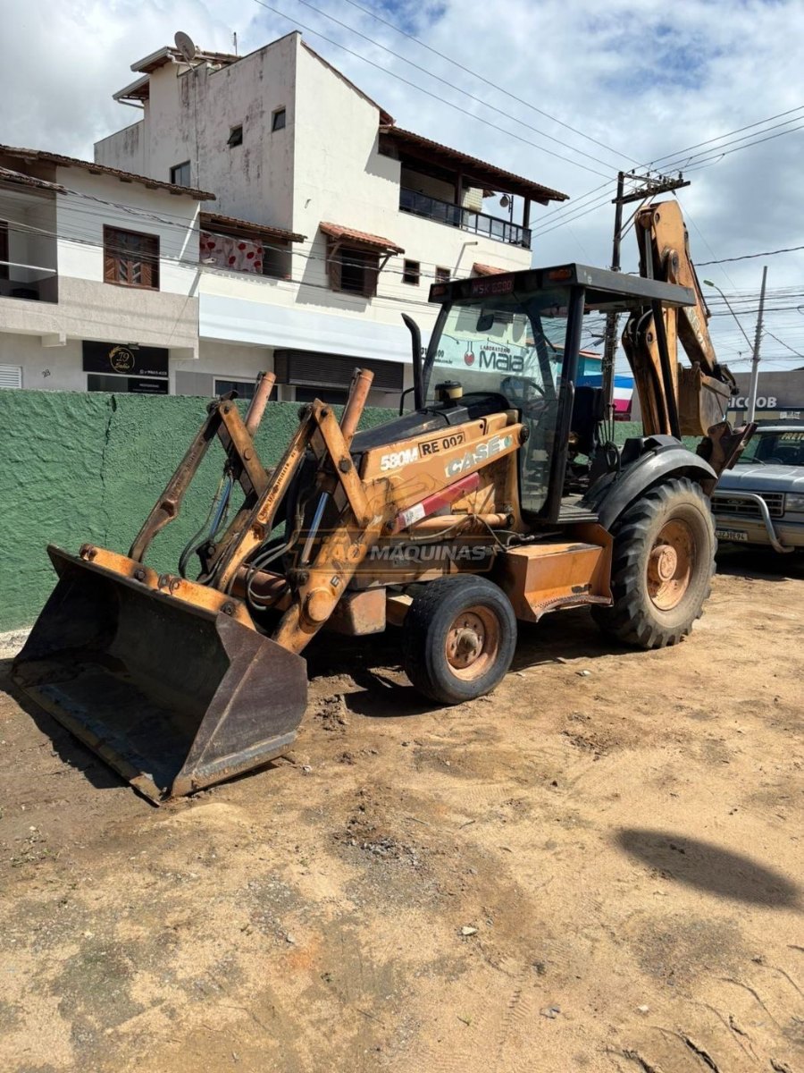 Retroescavadeira Case 580M 2009