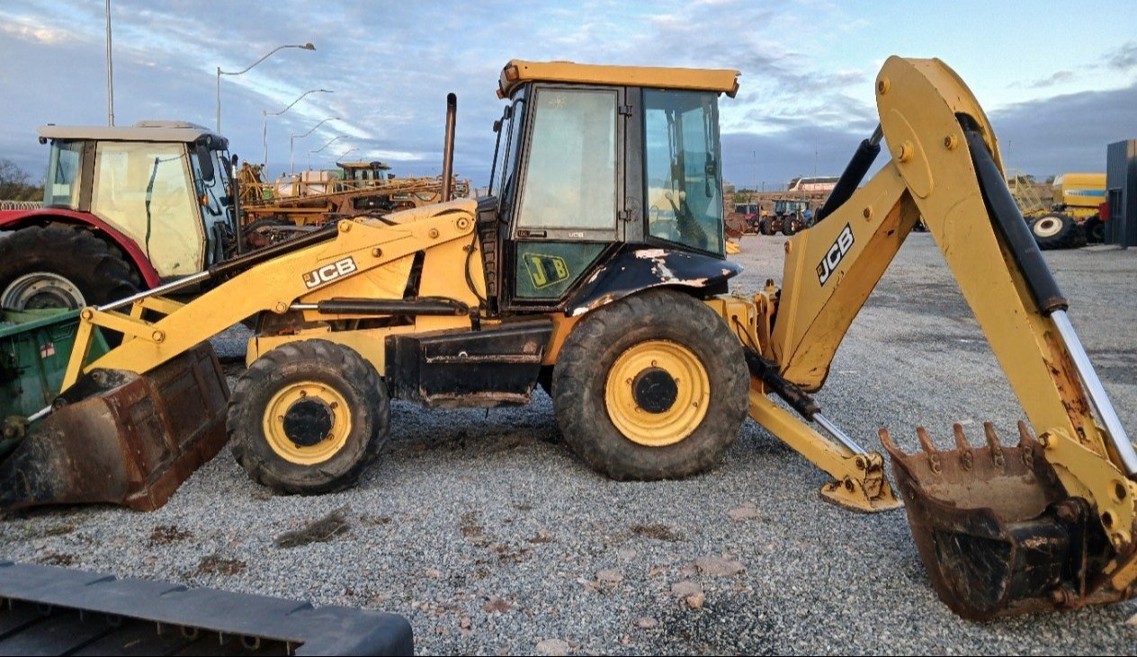 Retroescavadeira JCB 3CX 2013