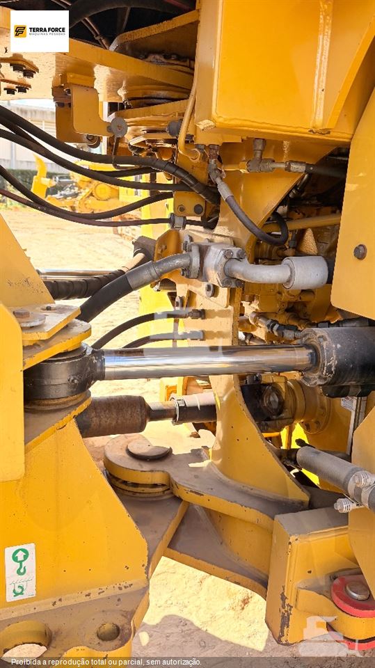 Pá Carregadeira Caterpillar 950L 2022