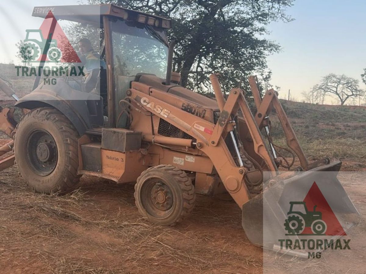 Retroescavadeira Case 580M 2011