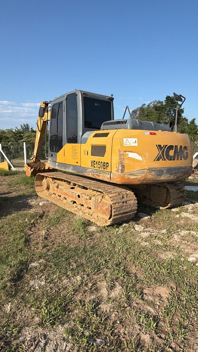 Escavadeira XCMG XE150BR 2021
