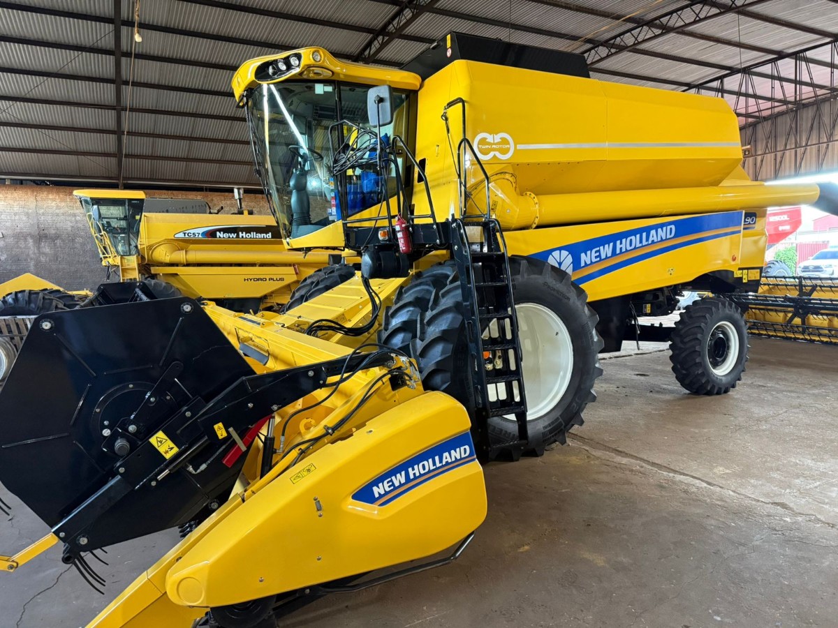 Colheitadeira New Holland tx 5.90 2022