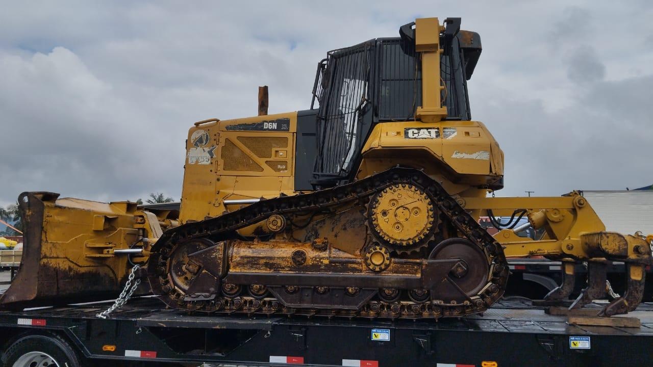 Tratores de esteira Caterpillar D6NXL 2014