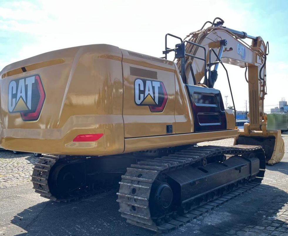Escavadeira Caterpillar 336 2022