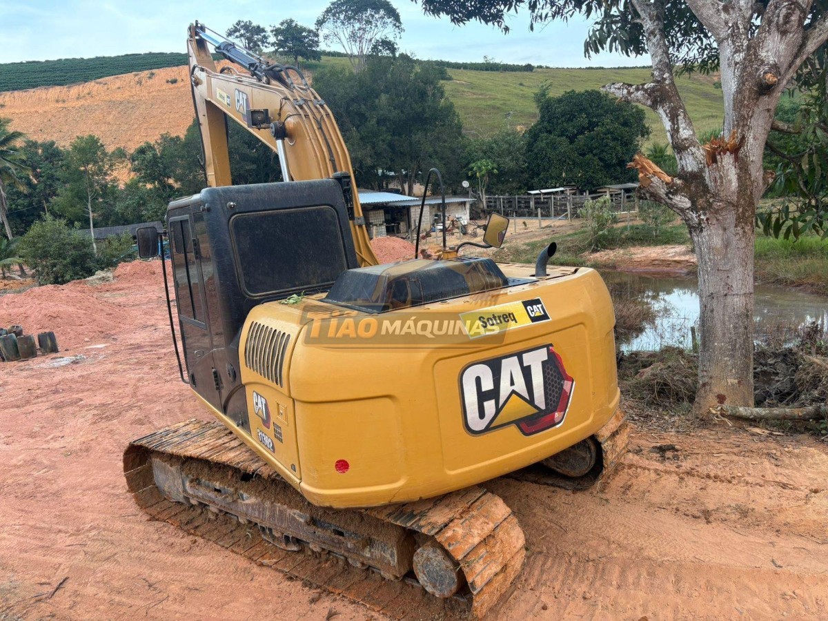 Escavadeira Caterpillar 313D2L 2022