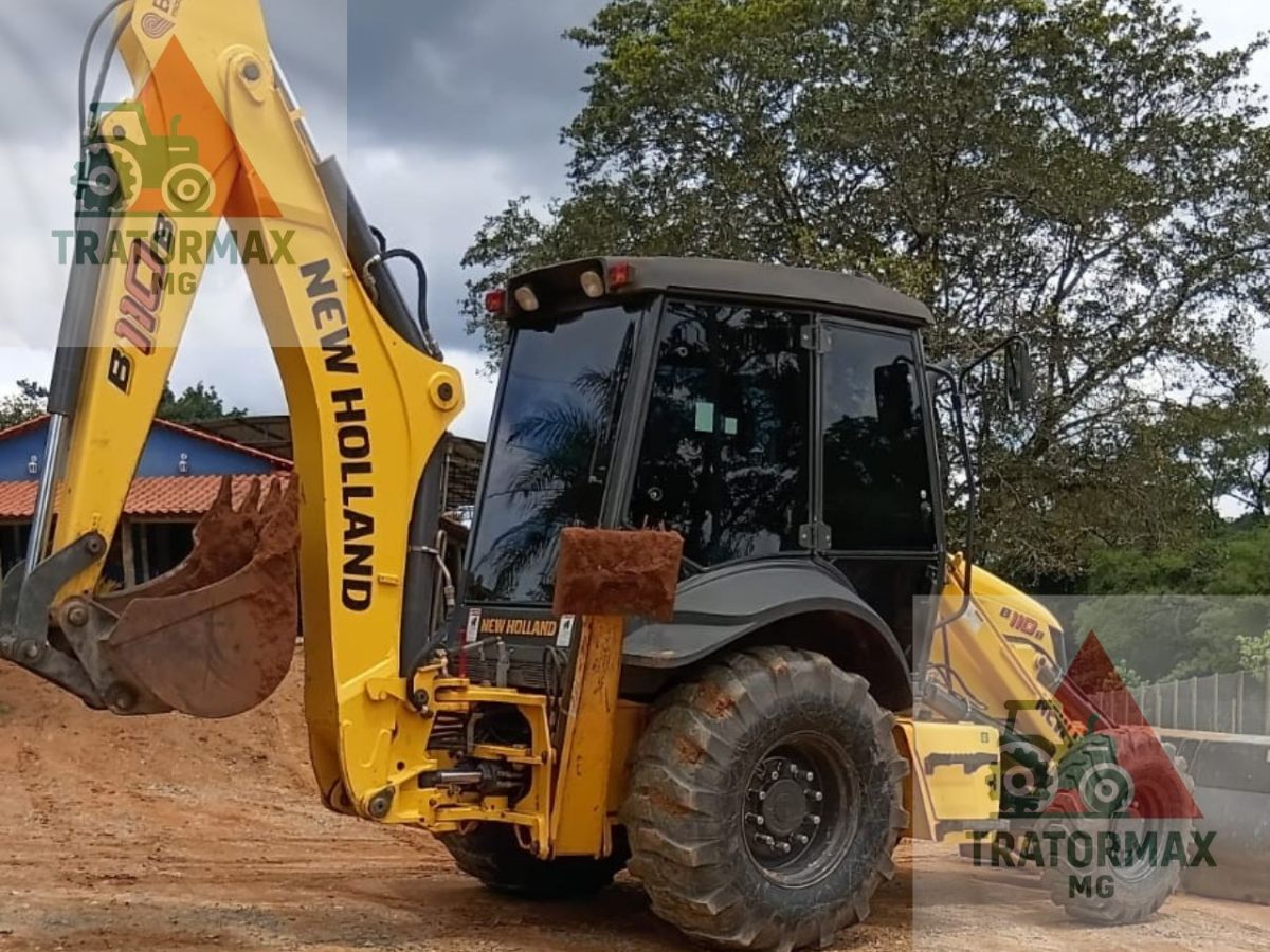 Retroescavadeira New Holland B110B 2023