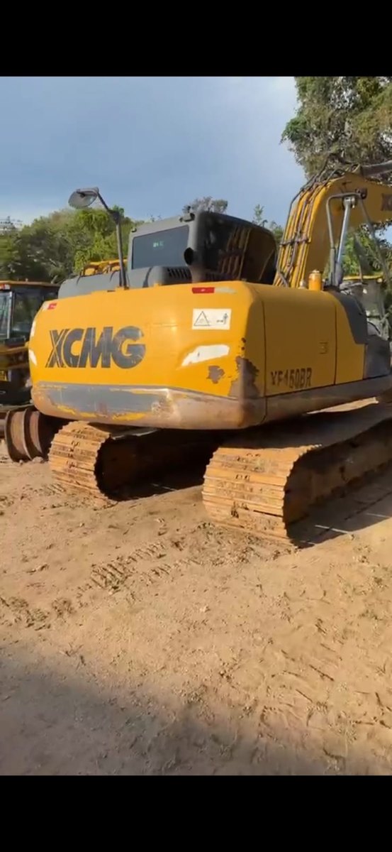 Escavadeira XCMG XE150BR 2021