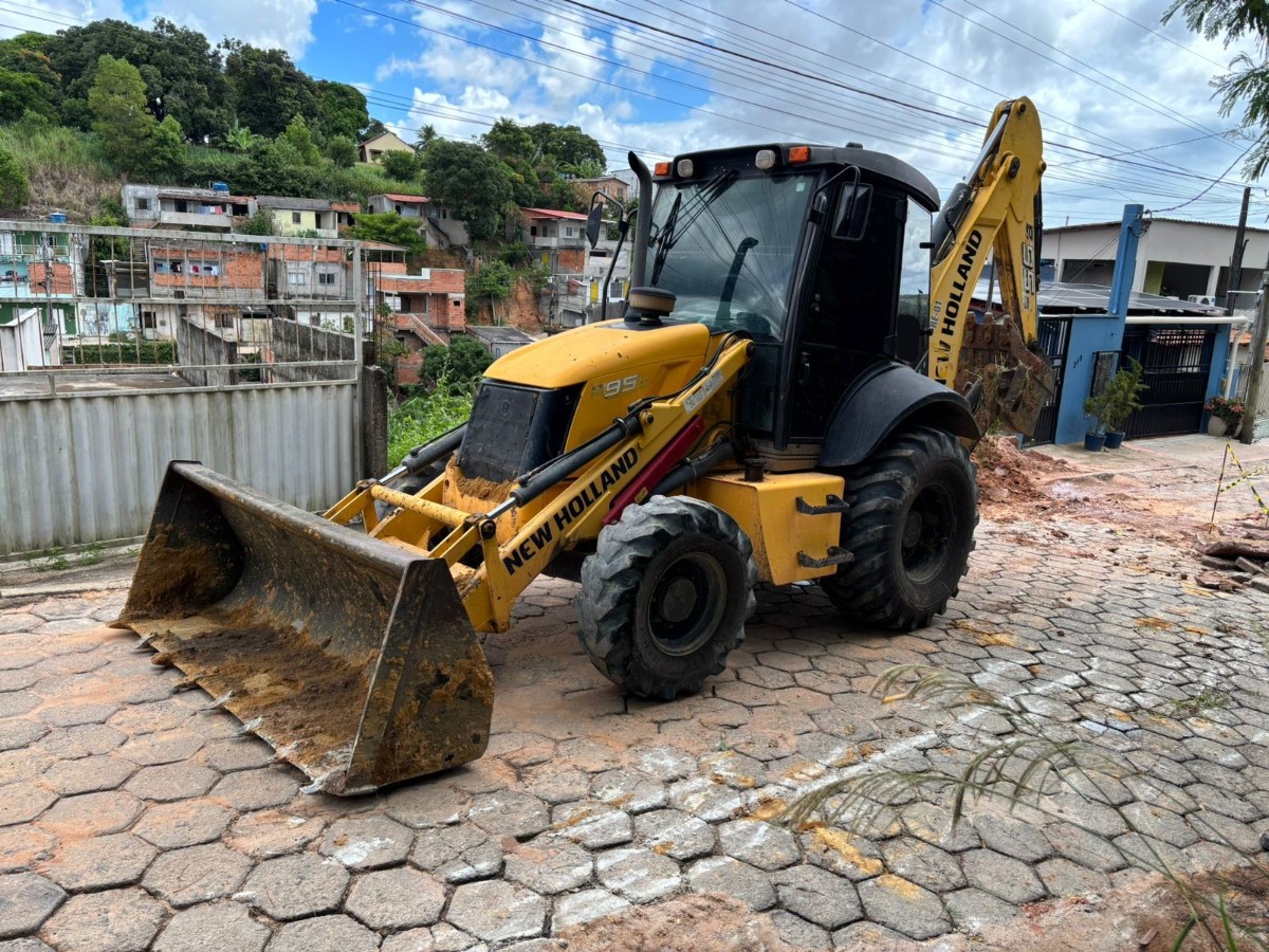 Retroescavadeira New Holland B95B 4x4 2021