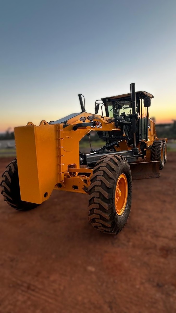 Motoniveladora John Deere 670G 2016