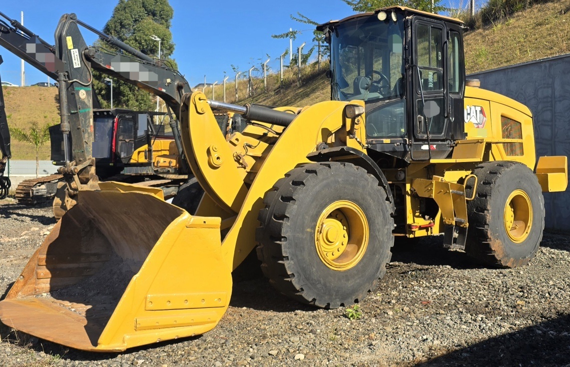 Pá Carregadeira Caterpillar 938 K 2021