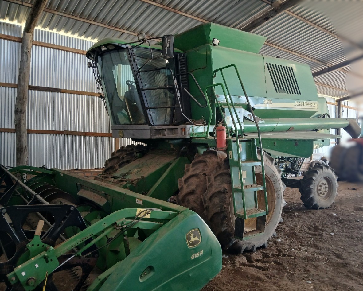 Colheitadeira John Deere 1450 2008