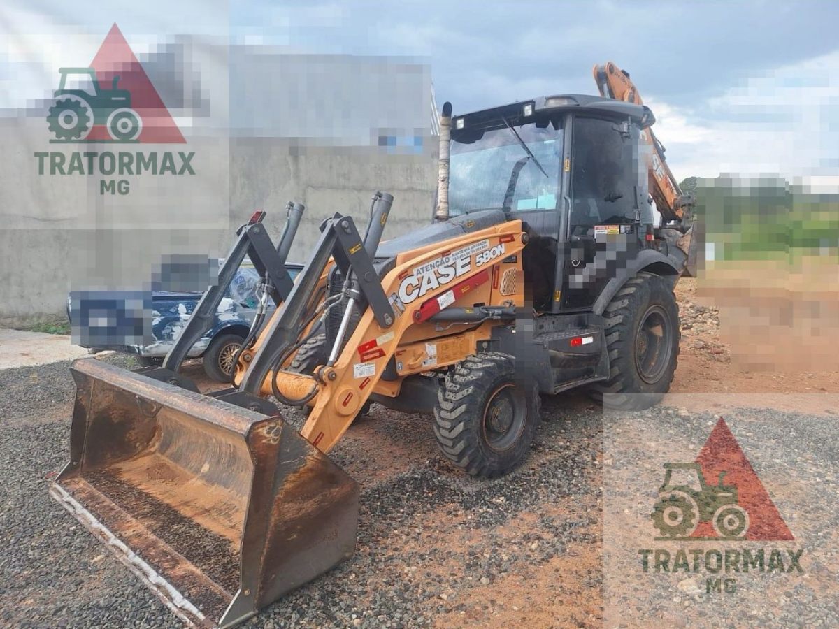 Retroescavadeira Case 580N 2020