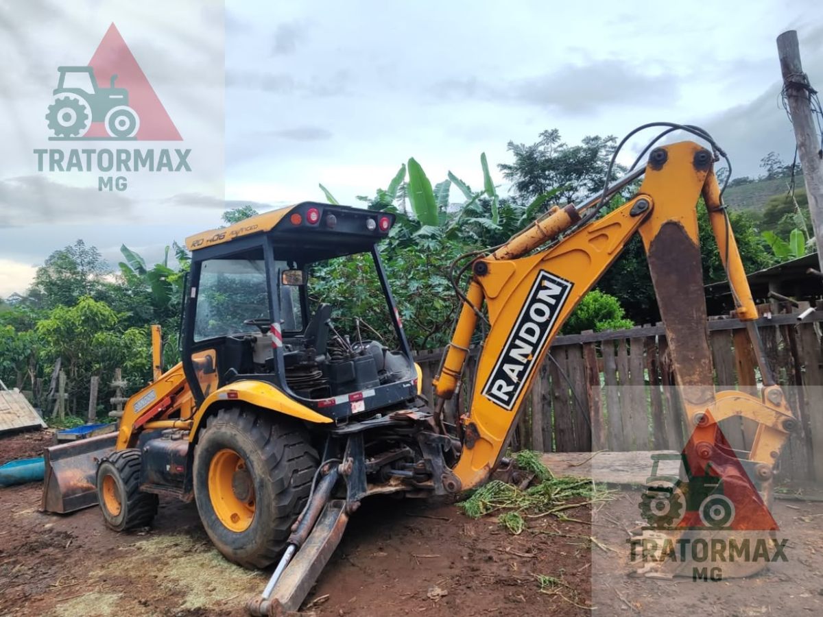 Retroescavadeira Randon RD406 4x4 2014