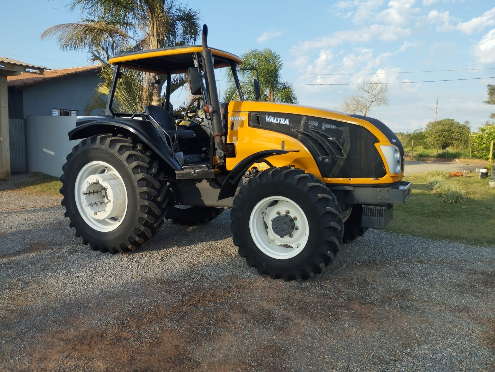 Tratores Agrícolas Valtra BM 110 2018