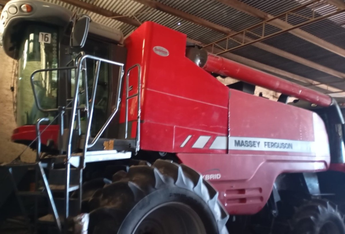 Colheitadeira Massey Ferguson MF 5690 2020