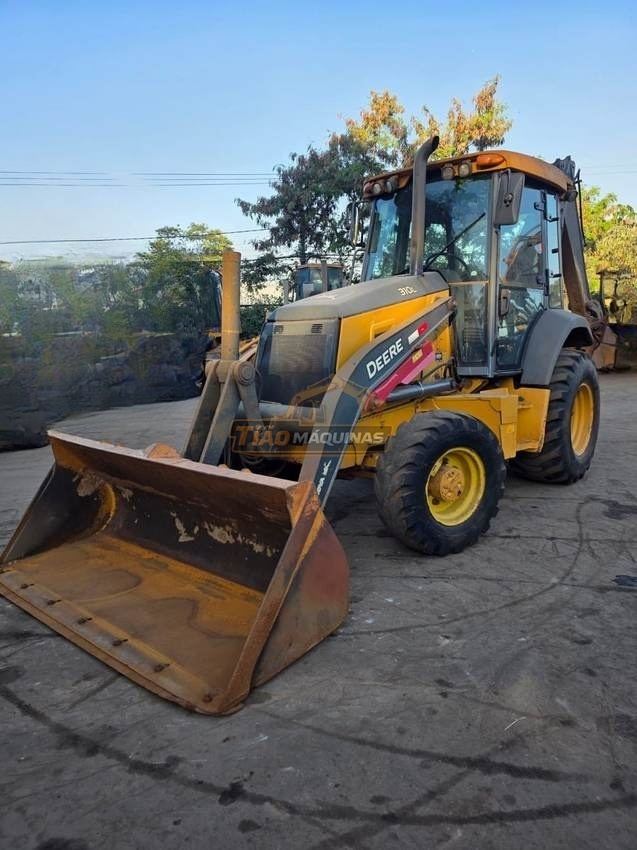 Retroescavadeira John Deere 310L 4X4 2021