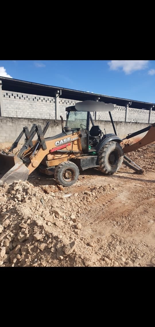 Retroescavadeiras Case 580M 2009