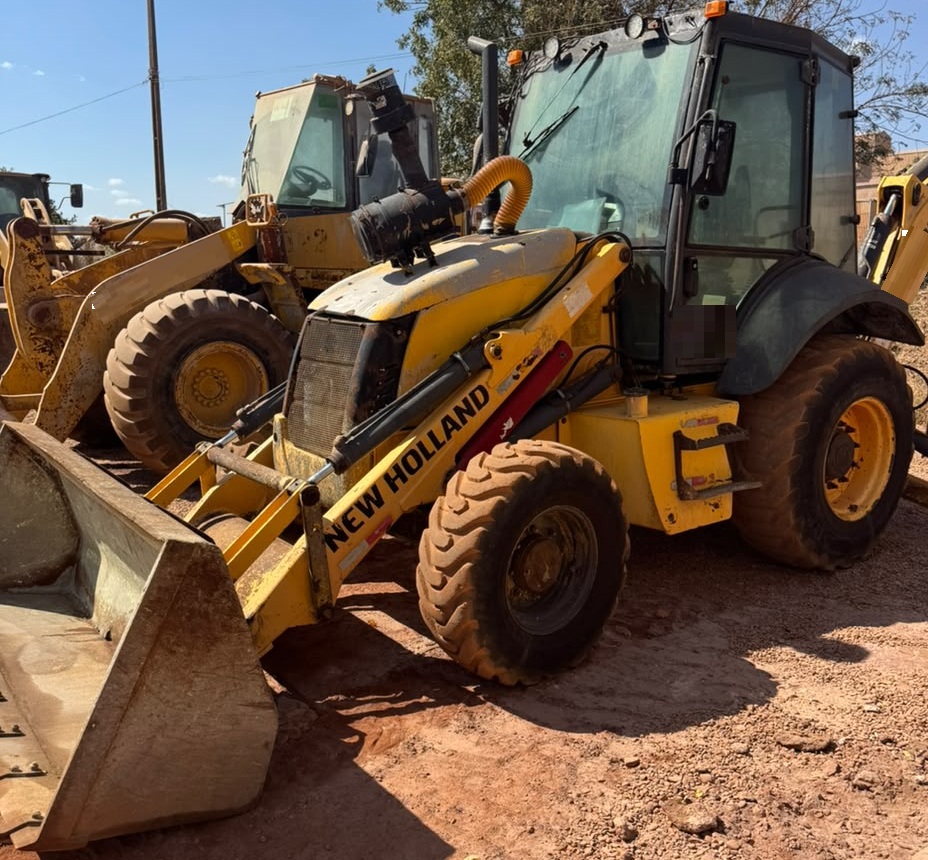 Retroescavadeira New Holland B95B 2018